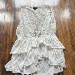 Forever 21 White Ruffled Tie Front Blouse